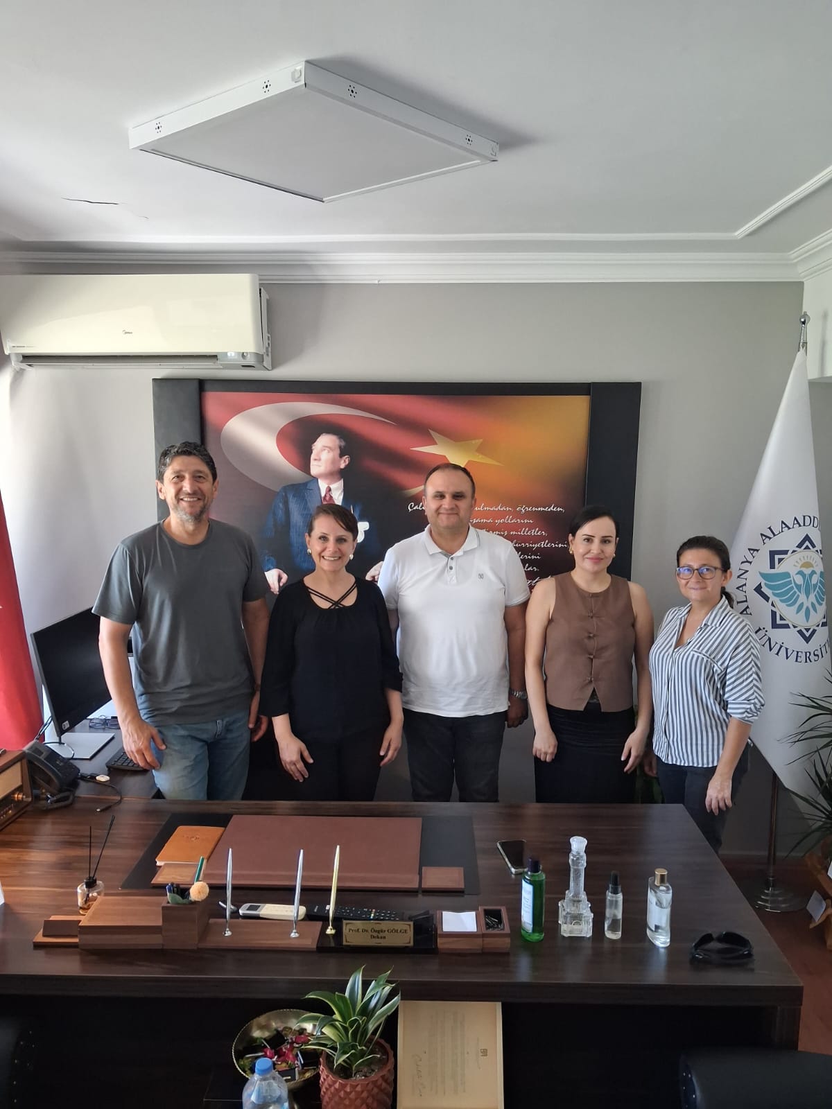 ALKÜ TAZELENMEDEN PROF. DR. ÖZGÜR GÖLGE'YE ZİYARET