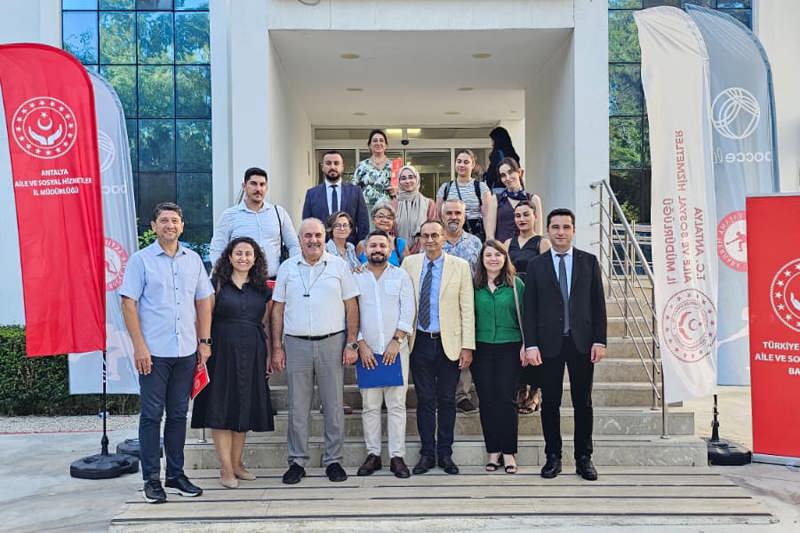 ALKÜ TAZELENMEDEN ANTALYA İL YAŞLI ÇALIŞTAYINA KATILIM