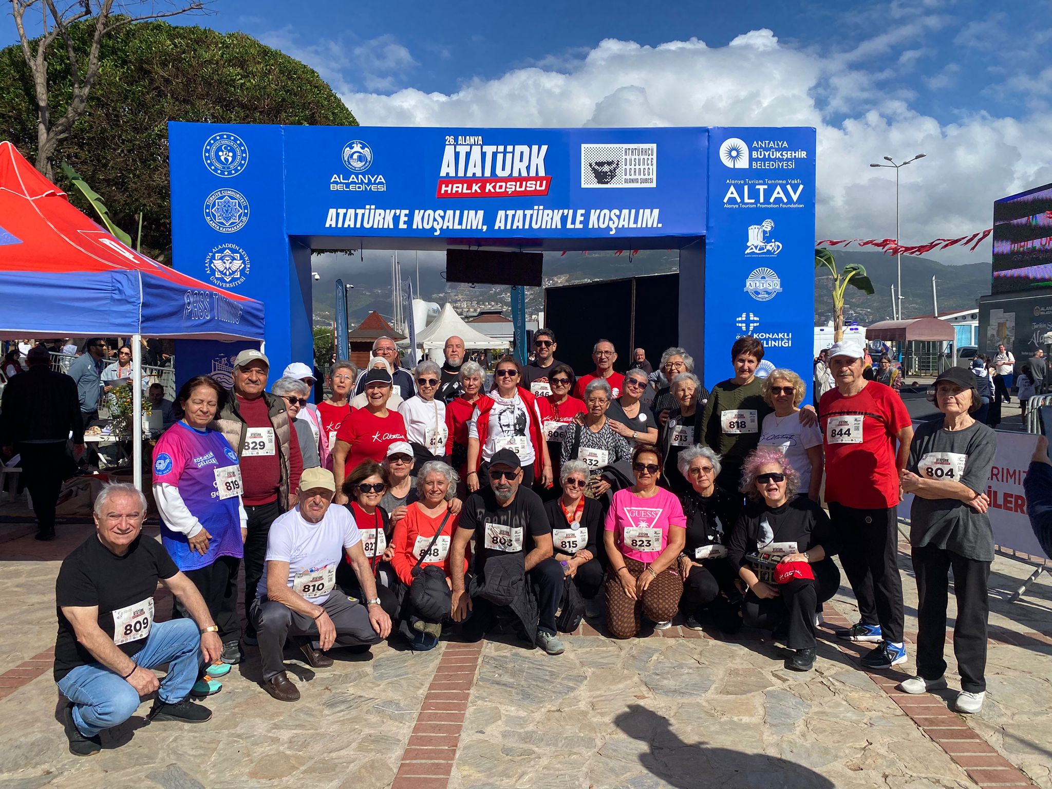 ALKÜ TAZELENME ATATÜRK HALK KOŞUSUNDA 