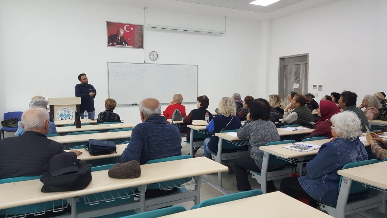 ALKÜ TAZELENME ÜNİVERSİTESİ ÖĞRENCİLERİNE DİYABET EĞİTİMİ