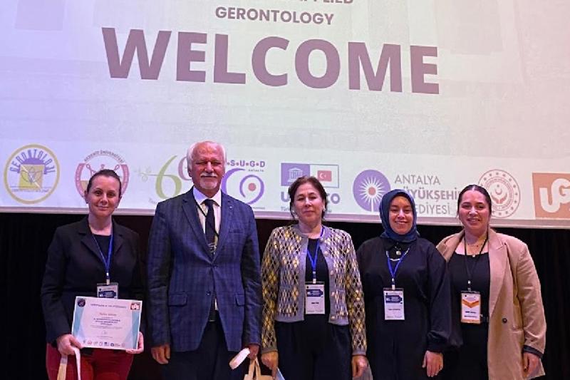 ALKÜ TAZELENME ANTALYA GERONTOLOJİ SEMPOZYUMUNDA 