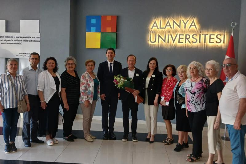 ALKÜ TAZELENME ÖĞRENCİLERİNDEN ALANYA ÜNİVERSİTESİ REKTÖRLÜĞÜNE ZİYARET
