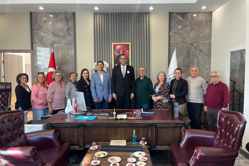 ALKÜ REKTÖR YARDIMCISI PROF. DR. IŞIK BAYRAKTAR'A ZİYARET