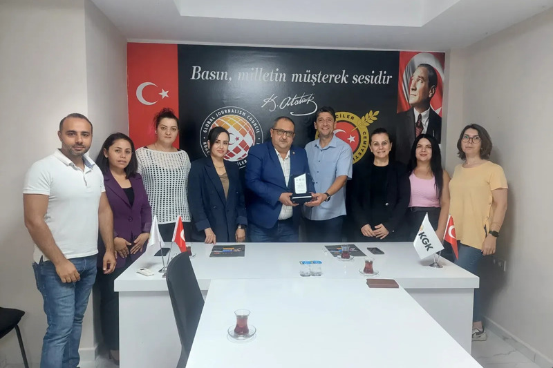 ALKÜ TAZELENME YÜRÜTME KURULUNDAN ALGC'YE TEŞEKKÜR ZİYARETİ