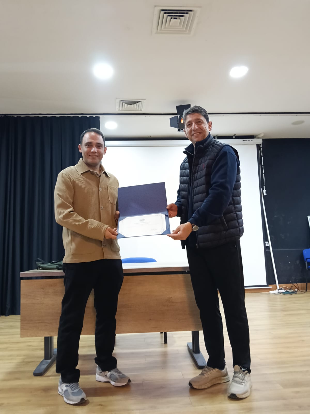 SEÇİLMİŞ KONULARDA BİLGİLENDİRME KONUŞMALAR III